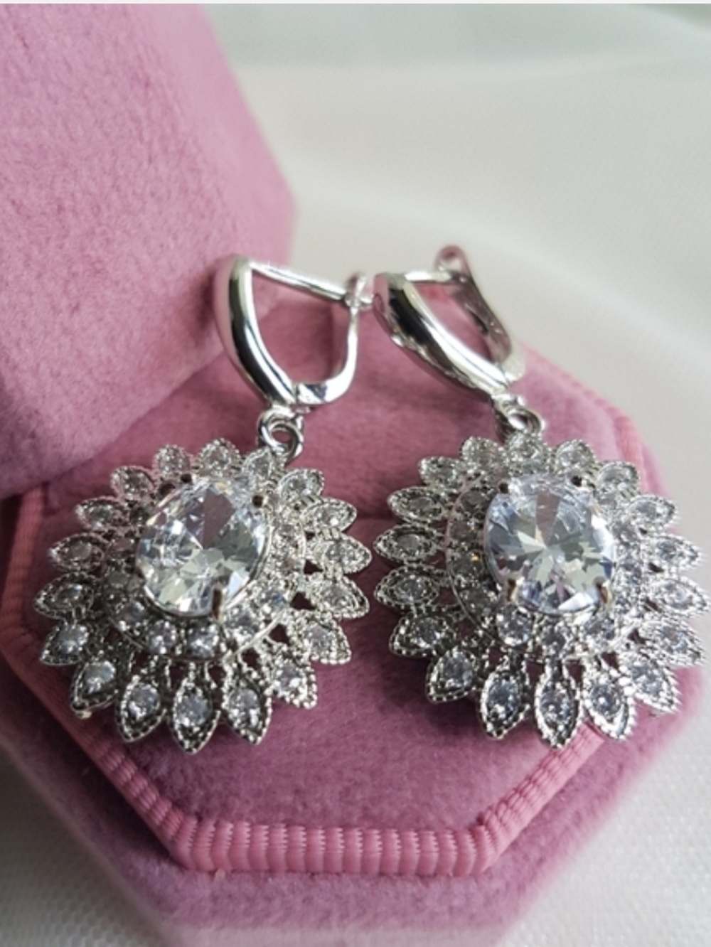 Swarovski Elements 925 Sterling Silver Clear White Flower Statement Earrings NEW